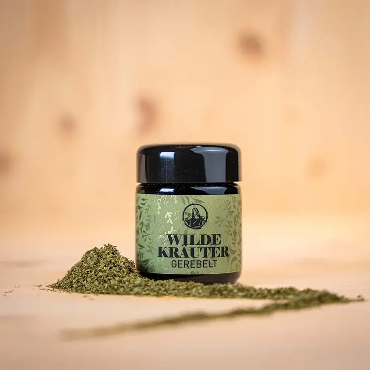 Herbes sauvages frottées
