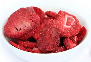 Fraises lyophilisées de qualité Crudité Bio, 50 g