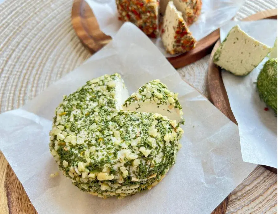 Petit Frais Garlic & Herbs Vegan Alternative to Cream Cheese Organic